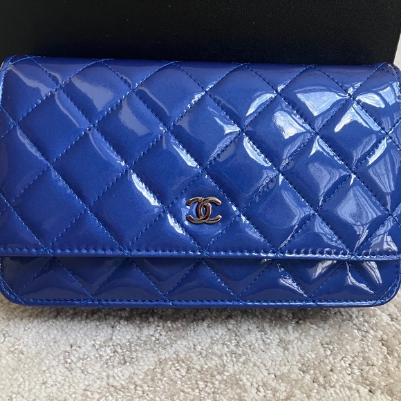 Chanel Classic Wallet on Chain Patent Dark Blue New with Tag - Picture 1 of 16